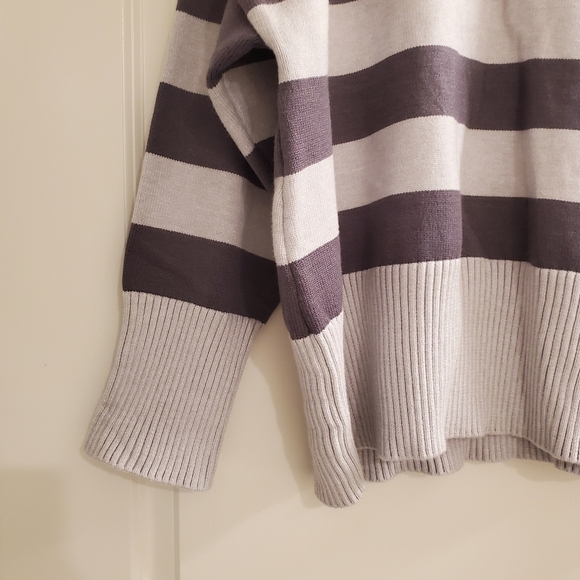 Pacsun Kendall & Kylie Evvie Gray Striped Ribbed Knit Fall Oversized Sweater - Picture 5 of 7